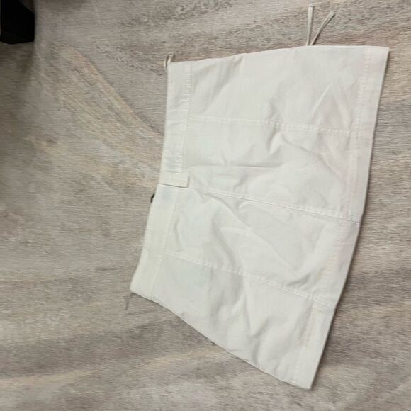 new white zara mini cargo skirt - Picture 3 of 3